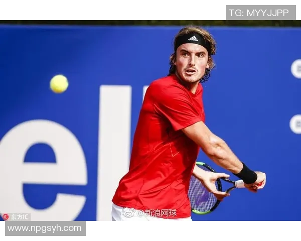 以拉莫斯足球球星挂件为核心打造独具纪念意义的时尚收藏精品